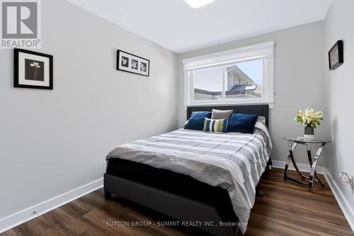 659 Cherrywood Drive, Burlington, ON - Indoor Photo Showing Bedroom