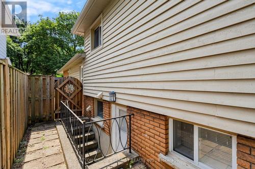 659 Cherrywood Drive, Burlington, ON - Outdoor With Exterior