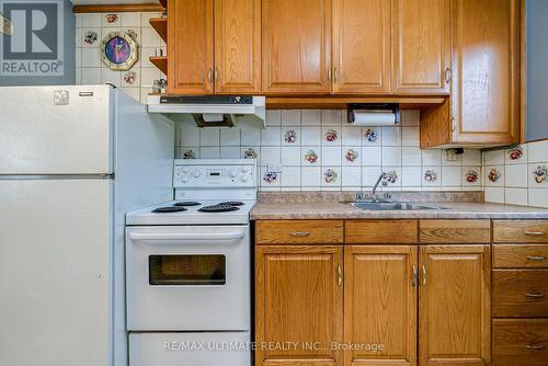 632 Trethewey Drive, Toronto, ON - Indoor Photo Showing Kitchen