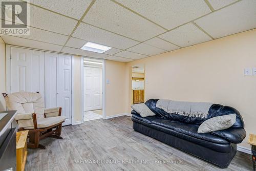 632 Trethewey Drive, Toronto, ON - Indoor
