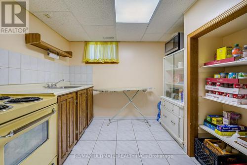632 Trethewey Drive, Toronto, ON - Indoor