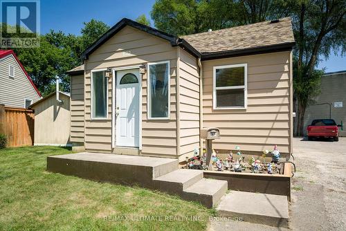 632 Trethewey Drive, Toronto, ON - Outdoor