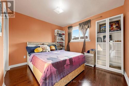 3126 Redbank Crescent, Mississauga, ON - Indoor Photo Showing Bedroom