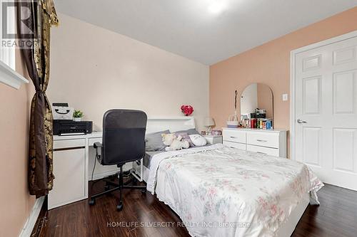 3126 Redbank Crescent, Mississauga, ON - Indoor Photo Showing Bedroom