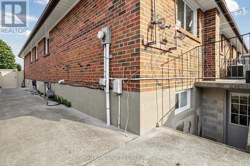3126 Redbank Crescent, Mississauga, ON - Outdoor With Exterior