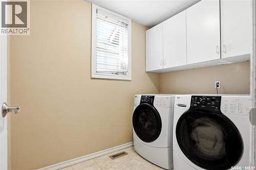 130 Mulcaster Crescent, Saskatoon, SK - Indoor Photo Showing Laundry Room