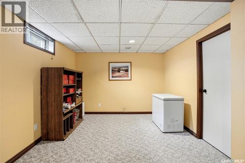 130 Mulcaster Crescent, Saskatoon, SK - Indoor