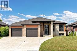 14 WOODLAND STREET Kingsville, ON N9Y 0A9
