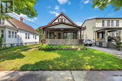 208 ROSS AVENUE Sarnia, ON N7T 1J7