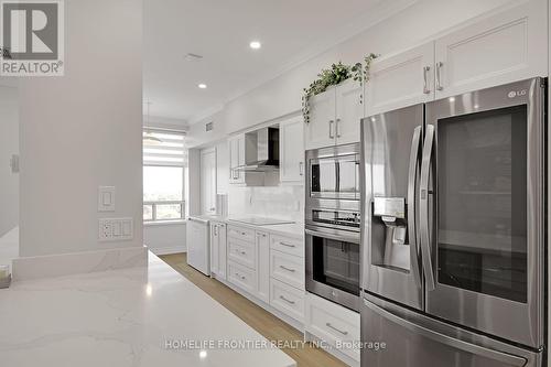 Ph12 - 88 Grandview Way, Toronto, ON - Indoor Photo Showing Kitchen With Upgraded Kitchen