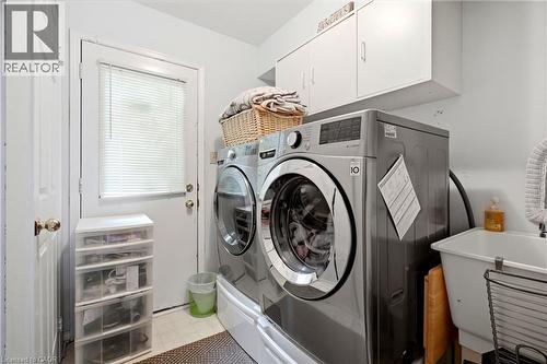 131 Huntingwood Avenue, Hamilton, ON - Indoor Photo Showing Laundry Room