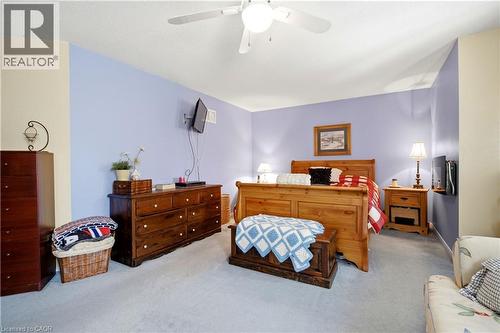 131 Huntingwood Avenue, Hamilton, ON - Indoor Photo Showing Bedroom