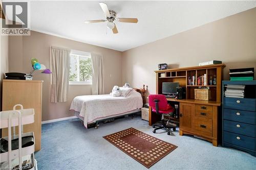 131 Huntingwood Avenue, Hamilton, ON - Indoor Photo Showing Bedroom