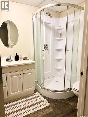 75 Agricultural Avenue, Yorkton, SK - Indoor Photo Showing Bathroom