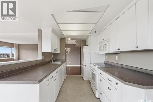 650 424 Spadina Crescent E, Saskatoon, SK - Indoor Photo Showing Kitchen