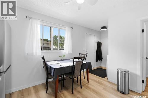 A & B 414 Gardiner Place, Saskatoon, SK - Indoor Photo Showing Dining Room