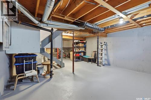 A & B 414 Gardiner Place, Saskatoon, SK - Indoor Photo Showing Basement