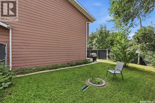 A & B 414 Gardiner Place, Saskatoon, SK - Outdoor