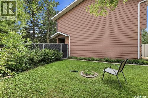 A & B 414 Gardiner Place, Saskatoon, SK - Outdoor