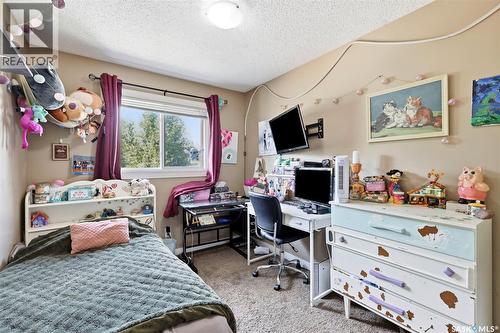 A & B 414 Gardiner Place, Saskatoon, SK - Indoor