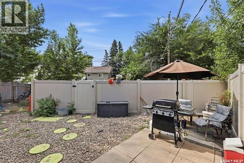 A & B 414 Gardiner Place, Saskatoon, SK - Outdoor