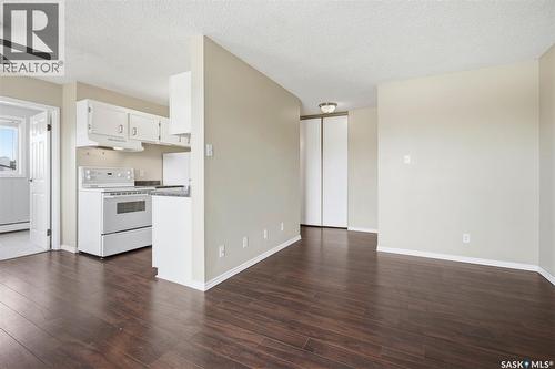 308 203 Tait Place, Saskatoon, SK - Indoor Photo Showing Kitchen