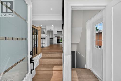 40 Purdy Crescent, Hamilton, ON - Indoor Photo Showing Other Room