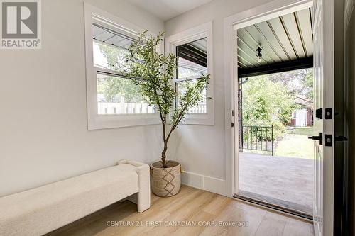 189 Eighth Avenue, Kitchener, ON - Indoor