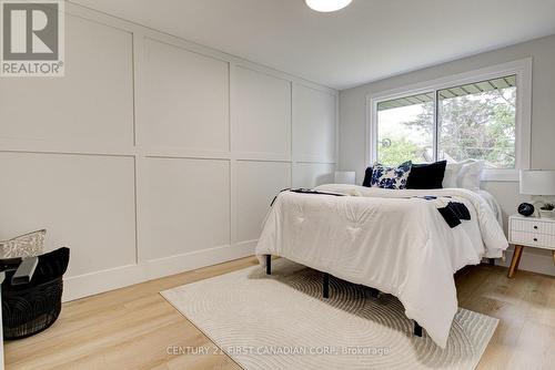 189 Eighth Avenue, Kitchener, ON - Indoor Photo Showing Bedroom