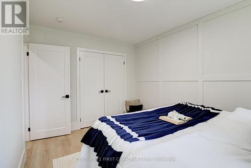 189 Eighth Avenue, Kitchener, ON - Indoor Photo Showing Bedroom