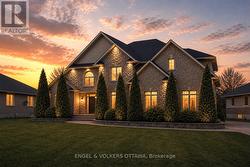 6842 SOUTH VILLAGE DRIVE  Ottawa, ON K4P 0A5