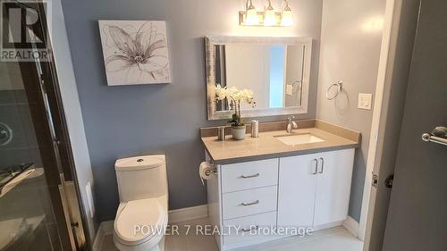 139 Carolbreen Square, Toronto, ON - Indoor Photo Showing Bathroom