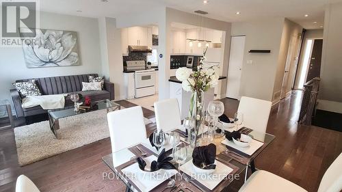 139 Carolbreen Square, Toronto, ON - Indoor Photo Showing Dining Room