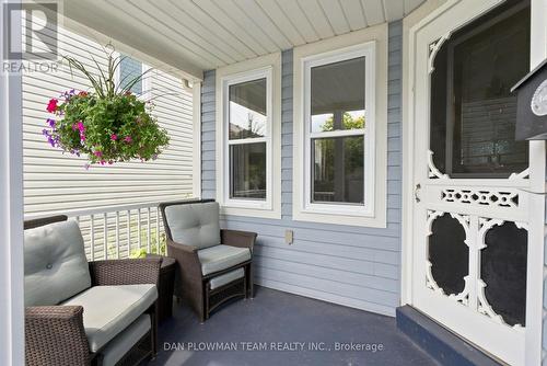 52 Wells Crescent, Whitby, ON - Outdoor With Deck Patio Veranda With Exterior