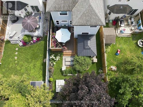 52 Wells Crescent, Whitby, ON - Outdoor