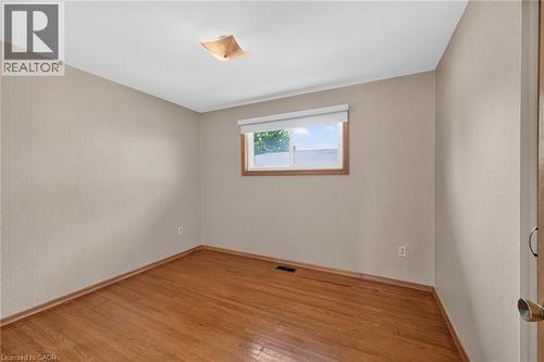70 Bishopsgate Avenue, Hamilton, ON - Indoor Photo Showing Other Room