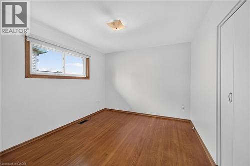 70 Bishopsgate Avenue, Hamilton, ON - Indoor Photo Showing Other Room
