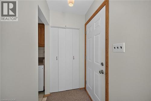 70 Bishopsgate Avenue, Hamilton, ON - Indoor Photo Showing Other Room
