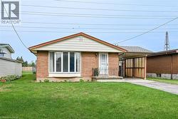 70 BISHOPSGATE Avenue  Hamilton, ON L8V 3K4