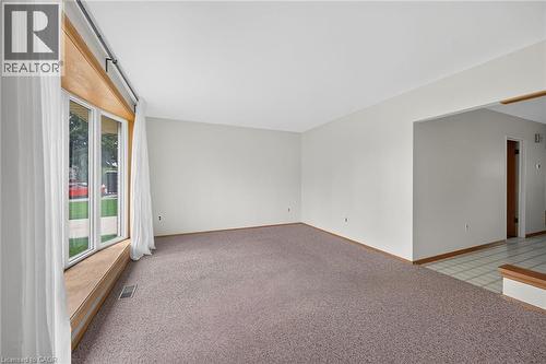70 Bishopsgate Avenue, Hamilton, ON - Indoor Photo Showing Other Room