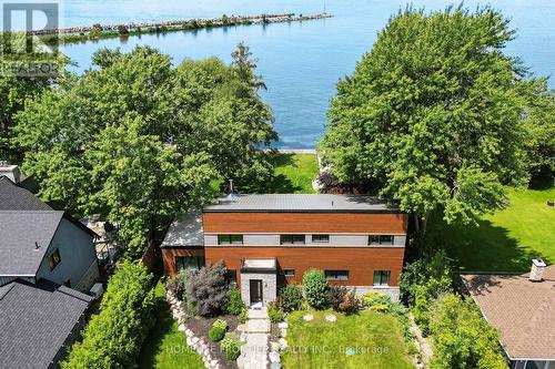 44 IRVING DRIVE  Georgina, ON L0E 1N0