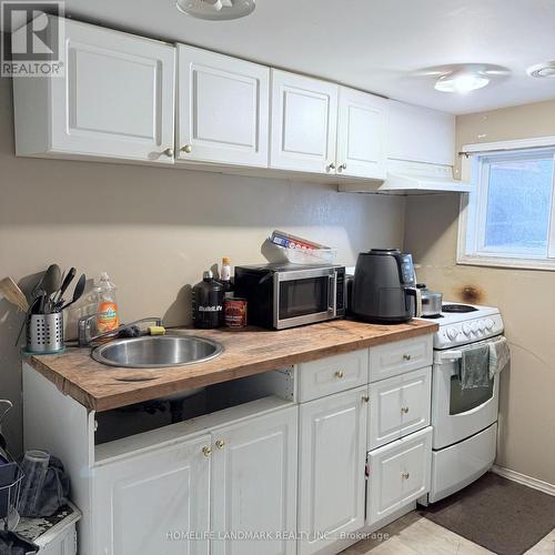 336 King William Street, Hamilton, ON - Indoor Photo Showing Kitchen