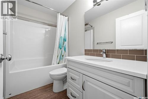 3409 Green Jade Lane, Regina, SK - Indoor Photo Showing Bathroom