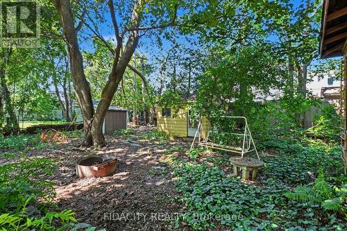 6 Malcolm Place, Ottawa, ON - Outdoor