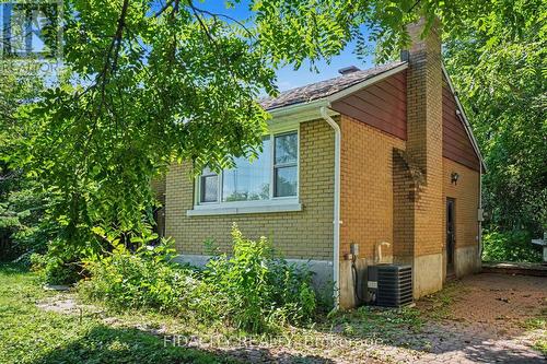 6 Malcolm Place, Ottawa, ON - Outdoor