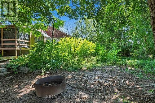 6 Malcolm Place, Ottawa, ON - Outdoor