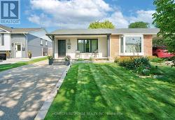 429 DARALEA HEIGHTS  Mississauga, ON L5A 3H7