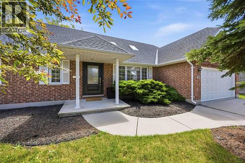 1936 AVENUE ROAD  Sarnia, ON N0N 1C0