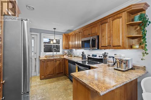 20 Gil Eannes Drive, St. John'S, NL - Indoor Photo Showing Kitchen