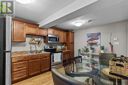20 Gil Eannes Drive, St. John'S, NL - Indoor Photo Showing Kitchen With Double Sink